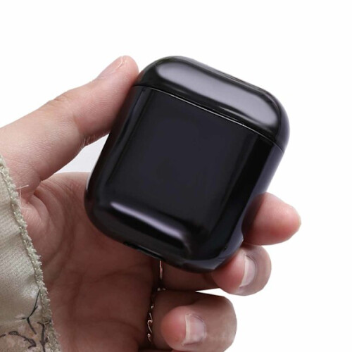 Compatível com Apple AirPods 1/2. Capa protetora à prova de choque. Preta.