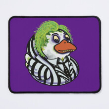 Ein neues, berühmtes Beetlejuice-Mauspad mit Gummienten.