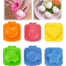 6pcs Plastic Molds (Random Color), Molds Boil Egg Sushi Mold Bento Maker Sandwich Cutter.(7.8*7.5cm)