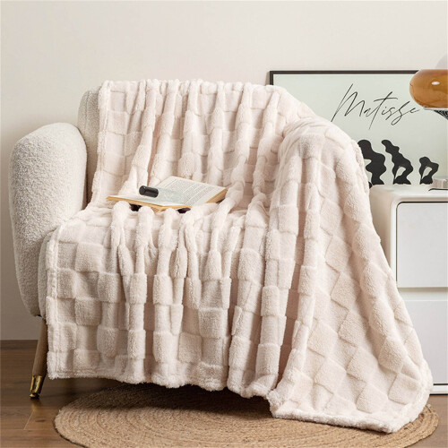TenYiLy Clearance polyester blanket Thickened Checkerboard Blanket (70100Cm) Beige 1
