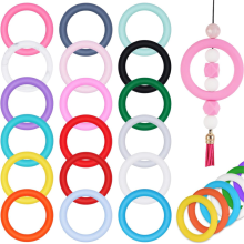 18 stuks siliconen O-ringen met kralen en touwgat.