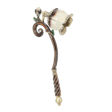 Candle Snuffer Wick Extinguisher for Aromatherapy and Home Use, Portable Metal Handle