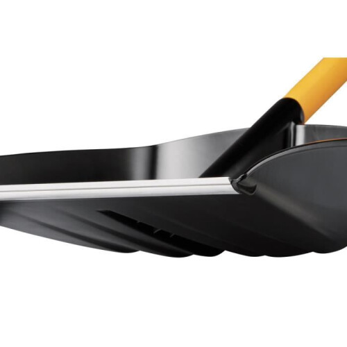 Fiskars Pala da neve X-series 1