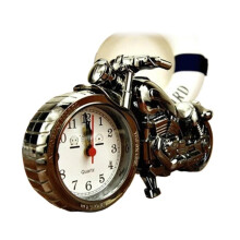 Digital Alarm Clock Retro Quartz Design for Heavy Sleepers Compact Bedside Bedroom Gift