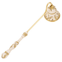 Candle Snuffer Long Handle Vintage Metal Flame Extinguisher for Home Décor 94g