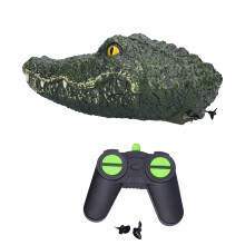 Cabeça de crocodilo flutuante realista para decoração de lagos e lagoas externas. Proteção para lagos de jardim. Aparência realista e à prova