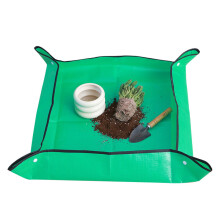 2Pcs Waterproof Gardening Mat 50x50cm Foldable Planting Pad with LeakProof Corners for Repotting