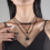 Collier pendentif gothique à plusieurs rangs noir 4