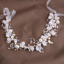 Durable Alloy Girls Crown Headband with Korean Flower Design for Secure Hair Hold