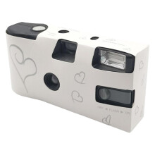 Disposable 35mm Film Camera with Flash for Vintage Wedding Photos and Retro Party Memories