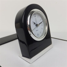 Vintage Silent Wooden Mantel Clock Battery Powered Retro Decor for Living Room