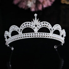 Handmade Pearl Wedding Crown for Brides, Crystal Rhinestone Bridal Tiara with Comfortable Padded Headband