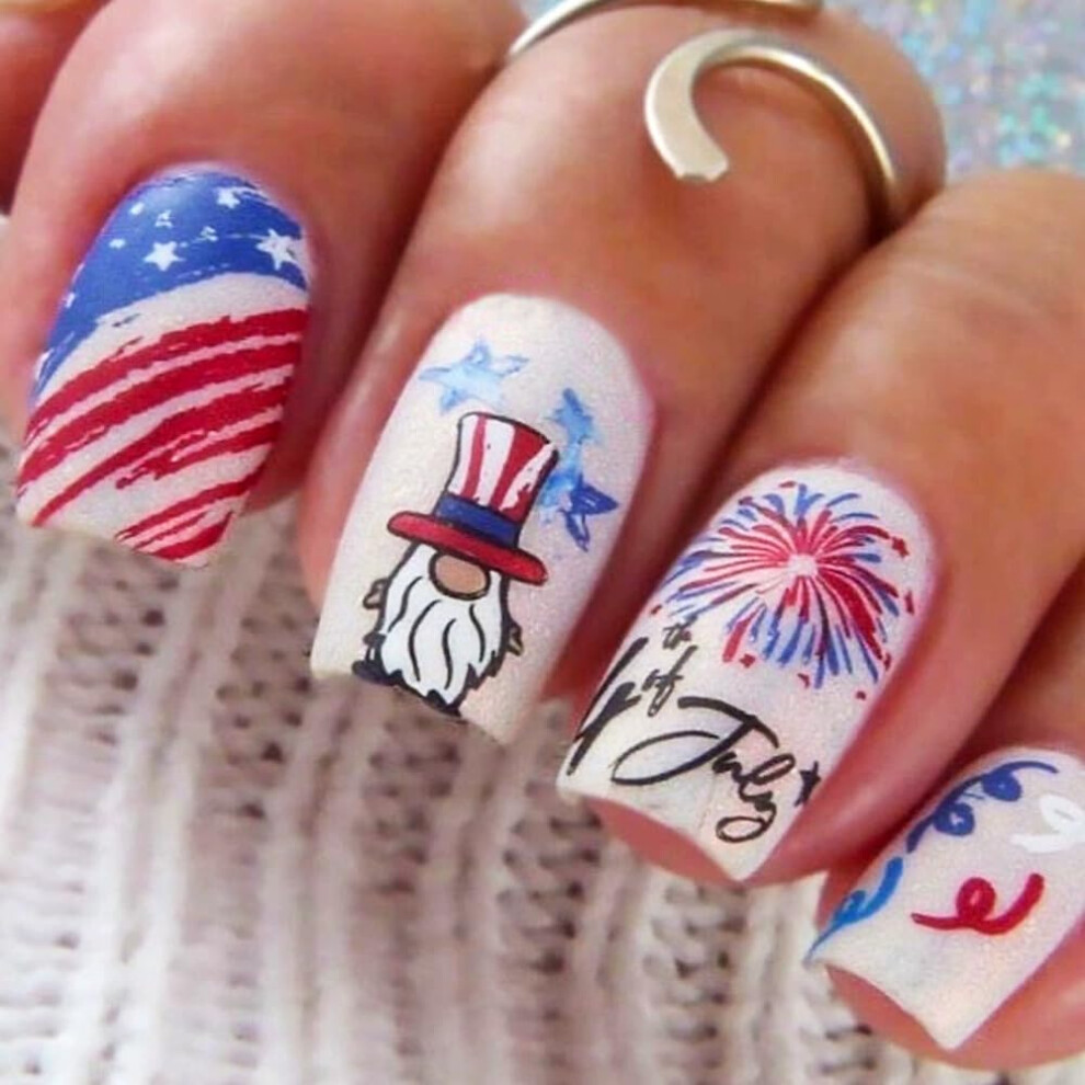 24Pcs 4th of July Press On Nails Short Square American Flag Fake Nails with Patriotic Fireworks Design