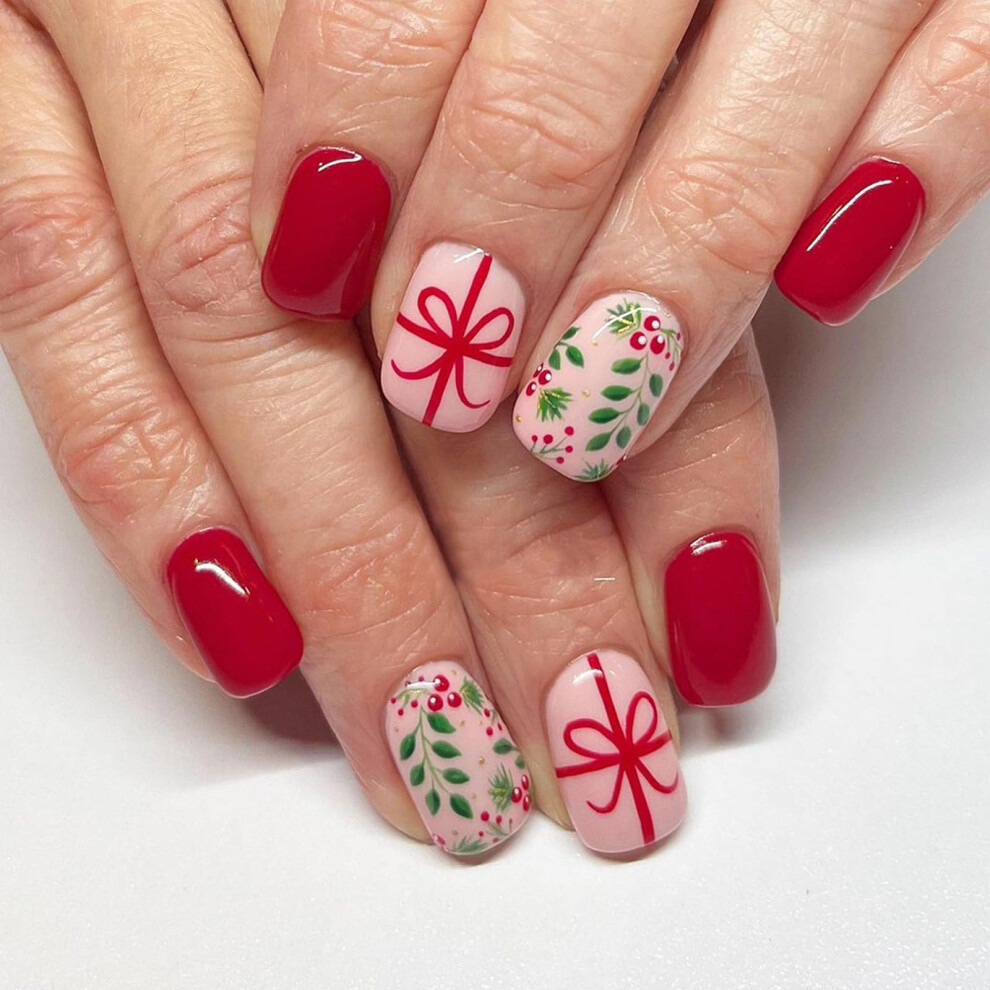 Christmas Red Press On Nails with Designs Short Square Holiday Acrylic False Nails Festive Reusable Set 24Pcs