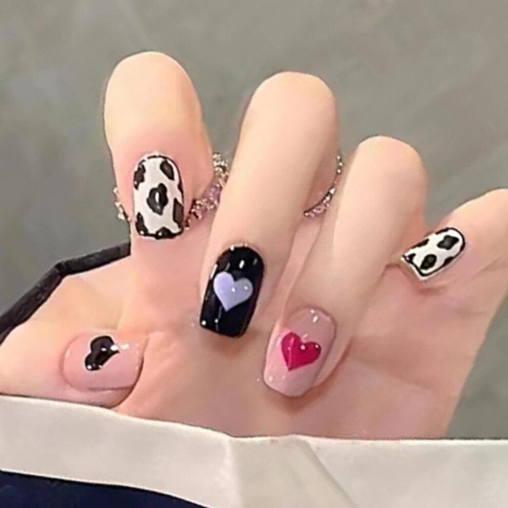 White,Black Valentines Press On Nails Black White Heart Design Short Coffin Fake Nails 24Pcs Reusable