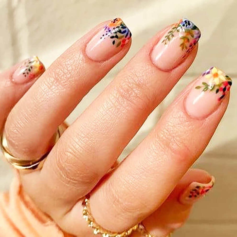 Pink,Cream Short Coffin Press On Nails Nude Pink Floral Glossy Fake Nail Set 24Pcs Reusable Acrylic