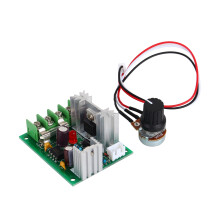 PWM-snelheidsregelsysteem voor DC-motorregelaar met breed ingangsspanningsbereik, hoog rendement en lage warmteontwikkeling. Industriële