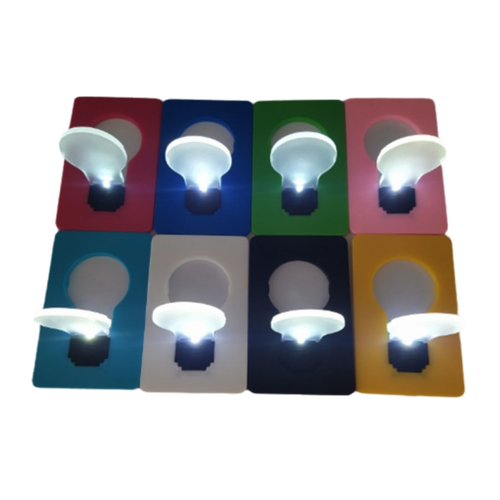 8 kpl taskukorttilamppu mini kannettava USB mini LED -yövalo