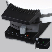 Gaufrier - CLOER - 120 - Puissance électrique 1300 Watt - Alimentation 230 V - Poids 2.9 kg