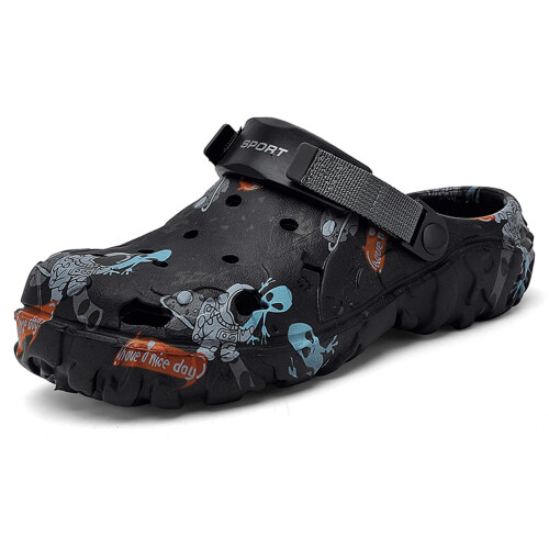 Men's Waterproof Garden Clogs with Bold Skull Print, AntiSlip Sole, Adjustable Strap, Size 10 Black