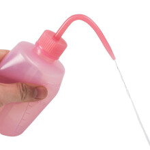 250ml Tattoo Wash Bottle with Curved Nozzle, Durable Plastic Squeeze Bottle for Cleaning