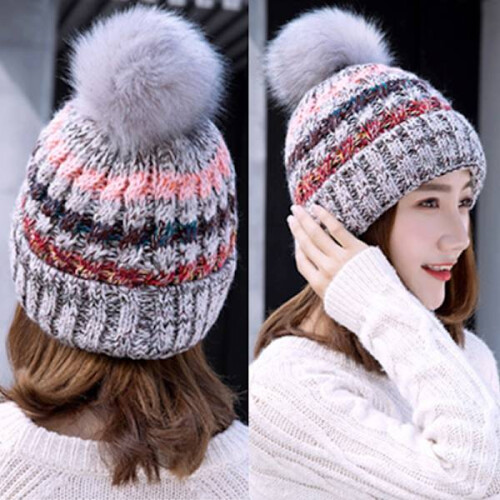 Modische Haarkugel für Damen, gestrickte Mütze in Grau