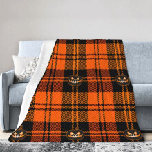 Halloween-Flanelldecke mit Tartanmuster, schottischem Käfig und Kürbissen – Lustige, ultraweiche, warme Mikrofaser-Fleecedecke – Tolle