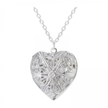 hengtong 4xPhoto Locket Necklace Holds Pictures Jewelry for Gift Women Carving Pattern 4 Pcs