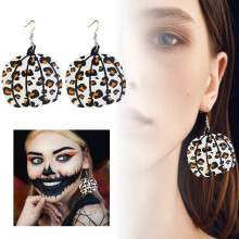 2024 Oorbellen Halloween Lichtgevende Jack O' Dangle Oorbellen Een feestelijke toevoeging aan je look!