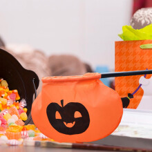 YiFudd Halloween-lahjakassit ainutlaatuisilla malleilla, jotka sopivat täydellisesti temppu- tai kepponenjuhliin ja koristeisiin. Monipuoliset ja
