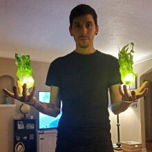 Halloween Magic -tulipallo kädessä olevalla kodin LED-koristeella, valoisa tulipallo, hienot koristeet, vihreä