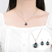 Xinyolin ketting en oorbellen set, glanzende waterdruppelvormige sieradenset van imitatiekristal, helder glanzende galvanische accessoire voor dames,