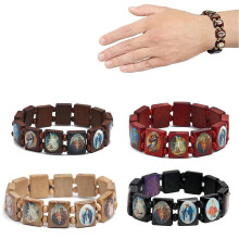 TureClos 4-teiliges Rosenkranz-Armband aus Holz mit Jesusmotiven, elastisch, mit religiösen Heiligen, katholisches Armband für Gebete und