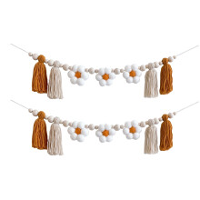 Girlanda s strapcami v boho štýle s drevenými korálkami, transparent na narodeninovú oslavu, dekorácia na stenu s farmárskym motívom, pozadie