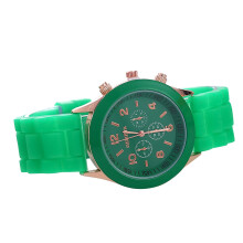 NINSEN2024Liquidação! Relógio feminino clássico com numerais, pulseira de couro elegante, relógio de quartzo à prova d'água, ideal para