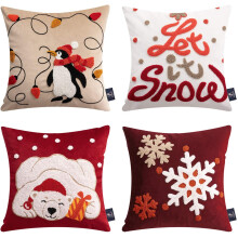 Housses de coussin décoratives brodées pingouin de Noël et ours polaire, collection Fêtes, rouge et beige, 45 x 45 cm, lot de 4
