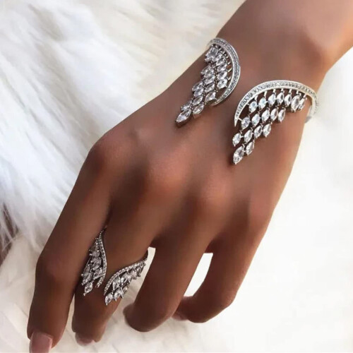 Neuer Damenring mit Engelsflügeln aus einer Legierung, Verlobungsring, Ehering, Schmuckarmband 2