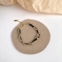 Modeschmuck-Charm-Schlüsselbeinkette, verstellbare Quasten-Armbänder für Damen, Choker-Lederkette, Armband