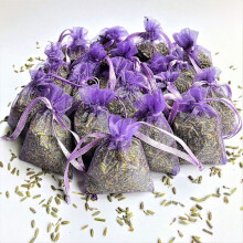 12 handmade bags of dried lavender, bags of fresh dried lavender against moths in the closet and drawers, natural air purifier