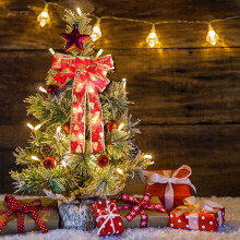 Decorazioni natalizie Jacenvly per interni/esterni - Luci LED calde, puntale per albero, ghirlanda e fiocchi per albero, in offerta - Compatibili con