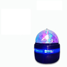 Luz noturna LED com padrão de água e céu estrelado, controlada por controle remoto e com projeção da aurora boreal.