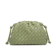 Mochila Cloud 2024, bolso de estilo nuevo para mujer, de piel de vaca arrugada, bolso de mano para mujer, bolso de hombro MJ51, verde travertino,