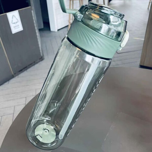 Μπουκάλι νερού από άχυρο 650ML/800ML με τυπωμένο κομψό φορητό αθλητικό κύπελλο για 1