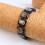Conjunto de 3 pulseiras com Jesus, anjo e Maria, em madeira elástica, com ícones católicos e bênçãos. 5