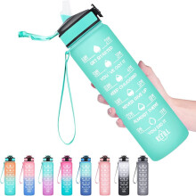 Borraccia AMERTEER da 950 ml con indicatori di tempo, cannuccia e design a prova di perdite - Senza BPA, ideale per palestra, fitness e attività