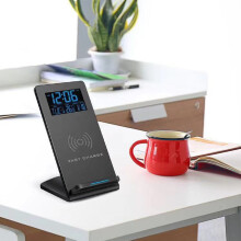 Bezdrátová nabíječka do auta, bezdrátový nabíjecí stojánek na mobilní telefon poskytuje více funkcí, elektronické hodiny s zobrazením