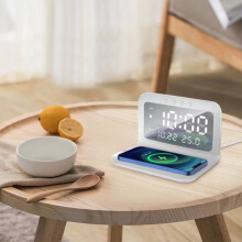 Chargeur sans fil rapide et réveil avec lampe de chevet, compatible avec iPhone/Samsung, alarme puissante pour les gros dormeurs, adultes/adolescents
