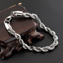 Modisches Herrenarmband aus Edelstahl mit spiralförmig gedrehter Kette, Schmuckdekor