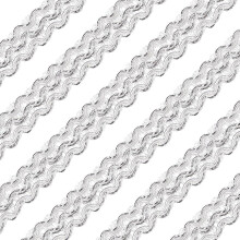 13 Yards (ca. 12 m) breite, 5/8 Zoll (ca. 1,6 cm) breite Borte aus Polyester mit silberfarbenem Metallic-Rand, gewebtes S-Wellen-Spitzenband, Stoff