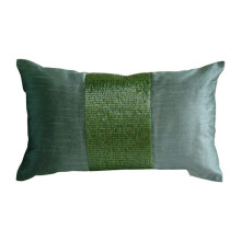 Housse de coussin lombaire verte, 30 x 35 cm, centre orné de perles métalliques, motif à rayures en soie scintillante - Vert uni